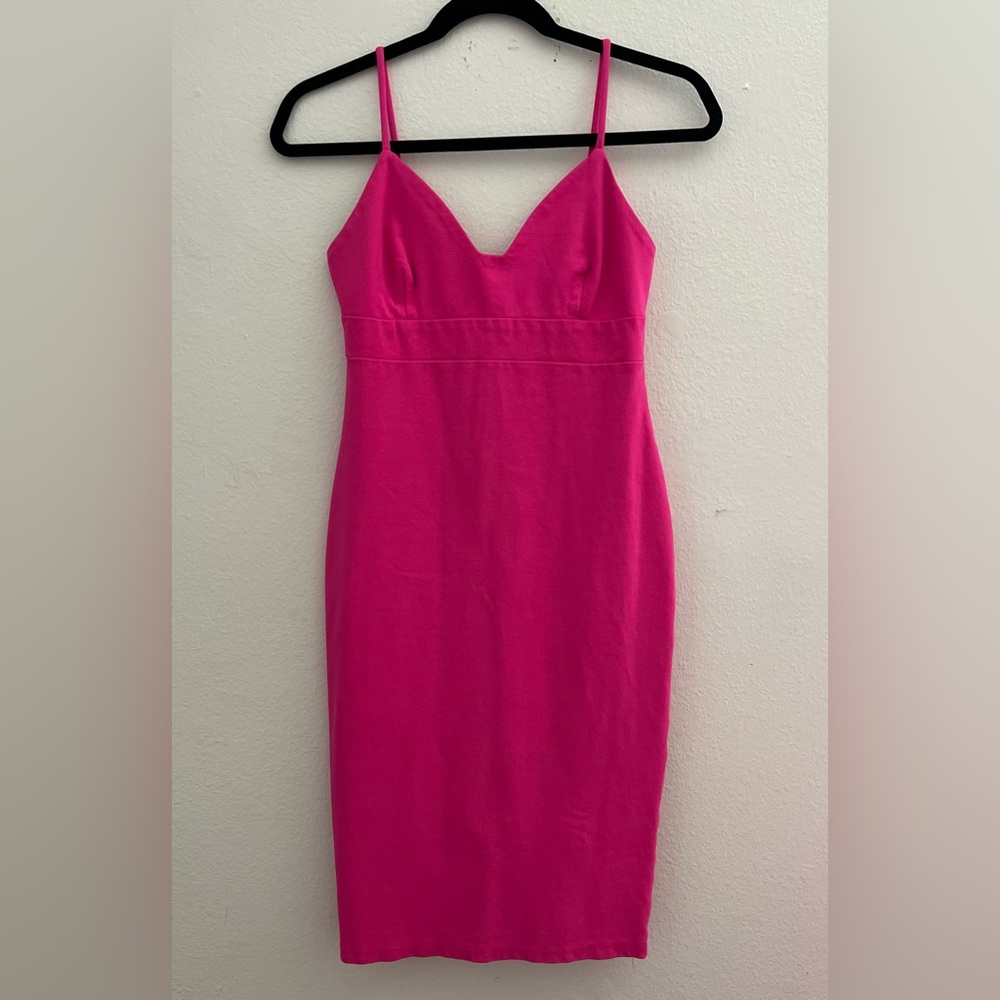 LULUs hot pink midi body on dress